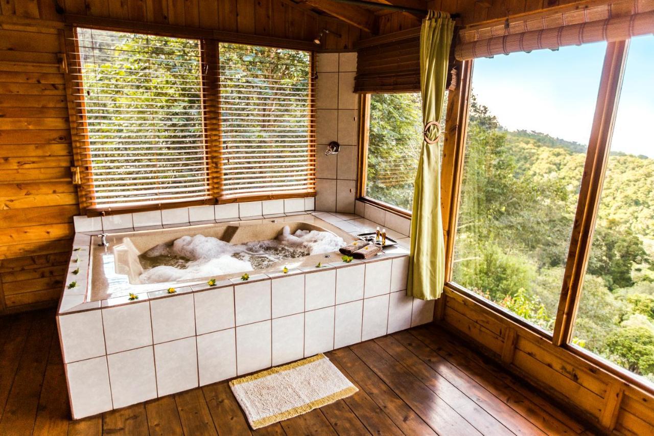Paraiso Quetzal Lodge Tres de Junio エクステリア 写真