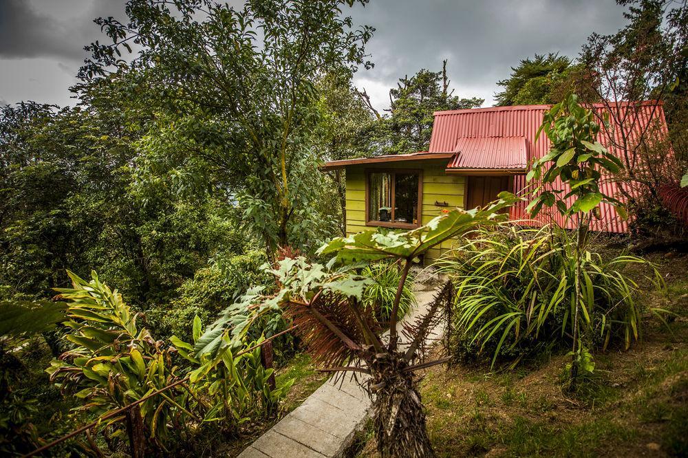 Paraiso Quetzal Lodge Tres de Junio エクステリア 写真