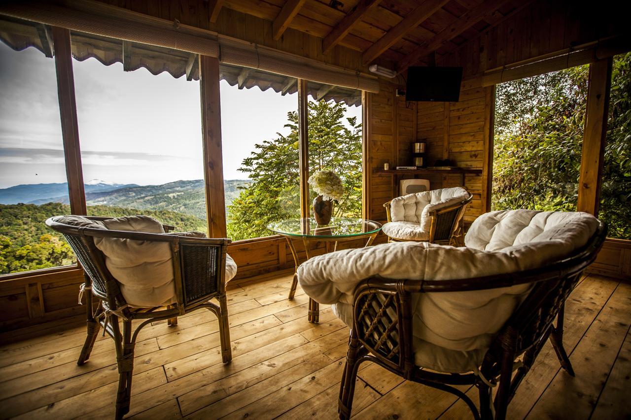 Paraiso Quetzal Lodge Tres de Junio エクステリア 写真