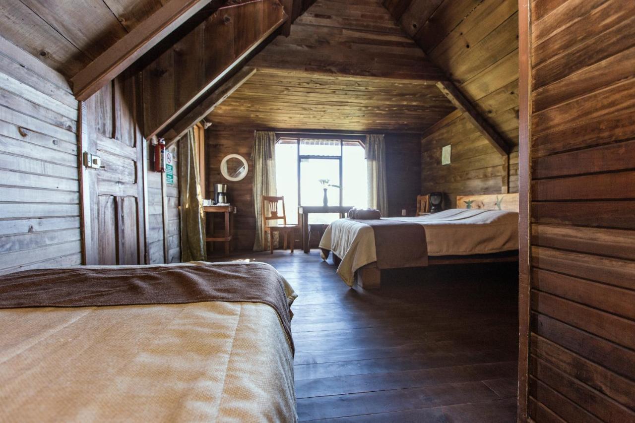Paraiso Quetzal Lodge Tres de Junio エクステリア 写真